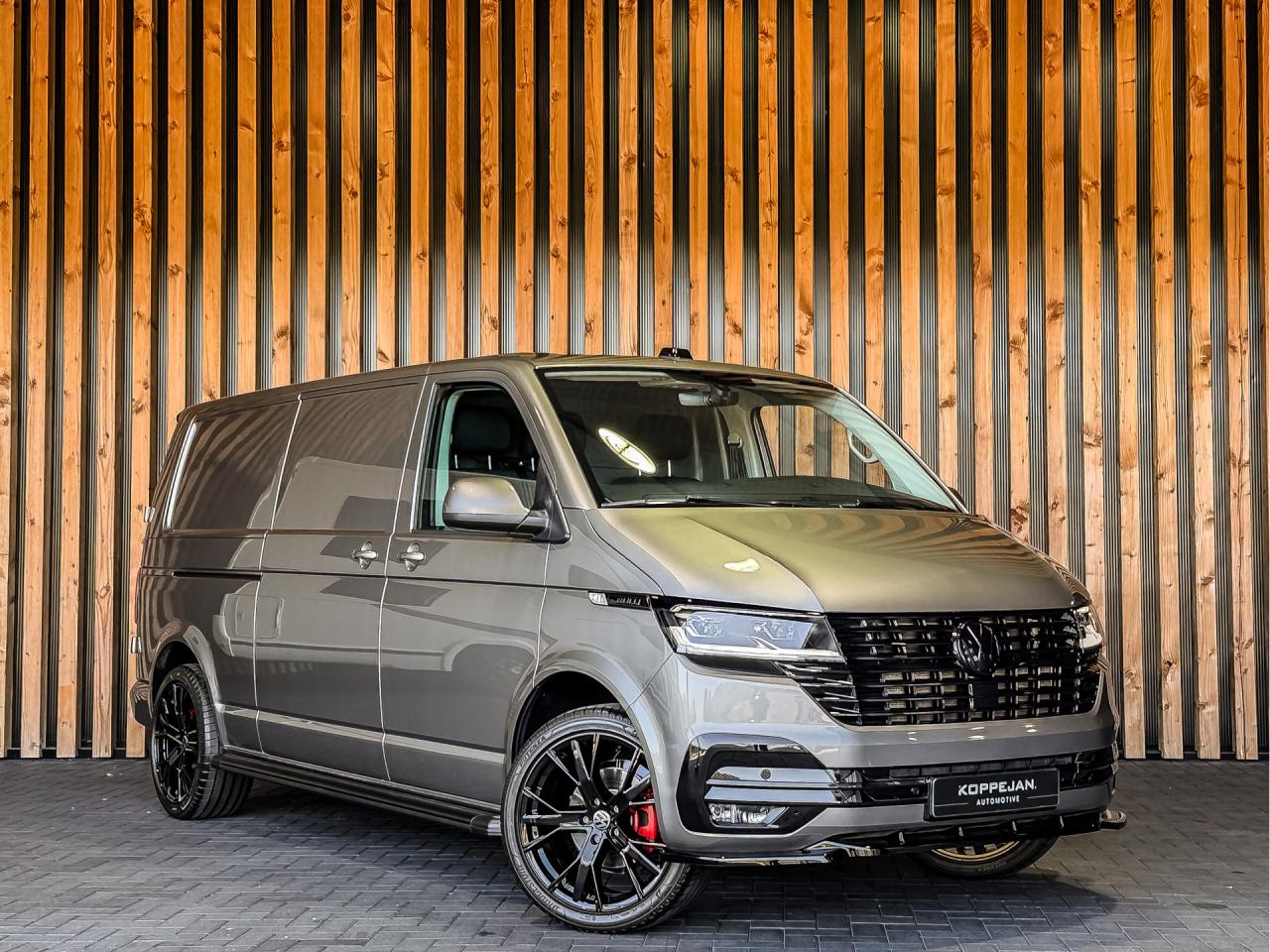 Volkswagen Transporter 2.0 TDI 150PK DSG Bestelwagen L2H1 | Volkswagen occasion
