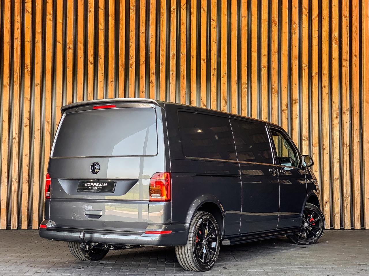Volkswagen Transporter 2.0 TDI 150PK DSG L2H1 Bestelwagen | Volkswagen occasion