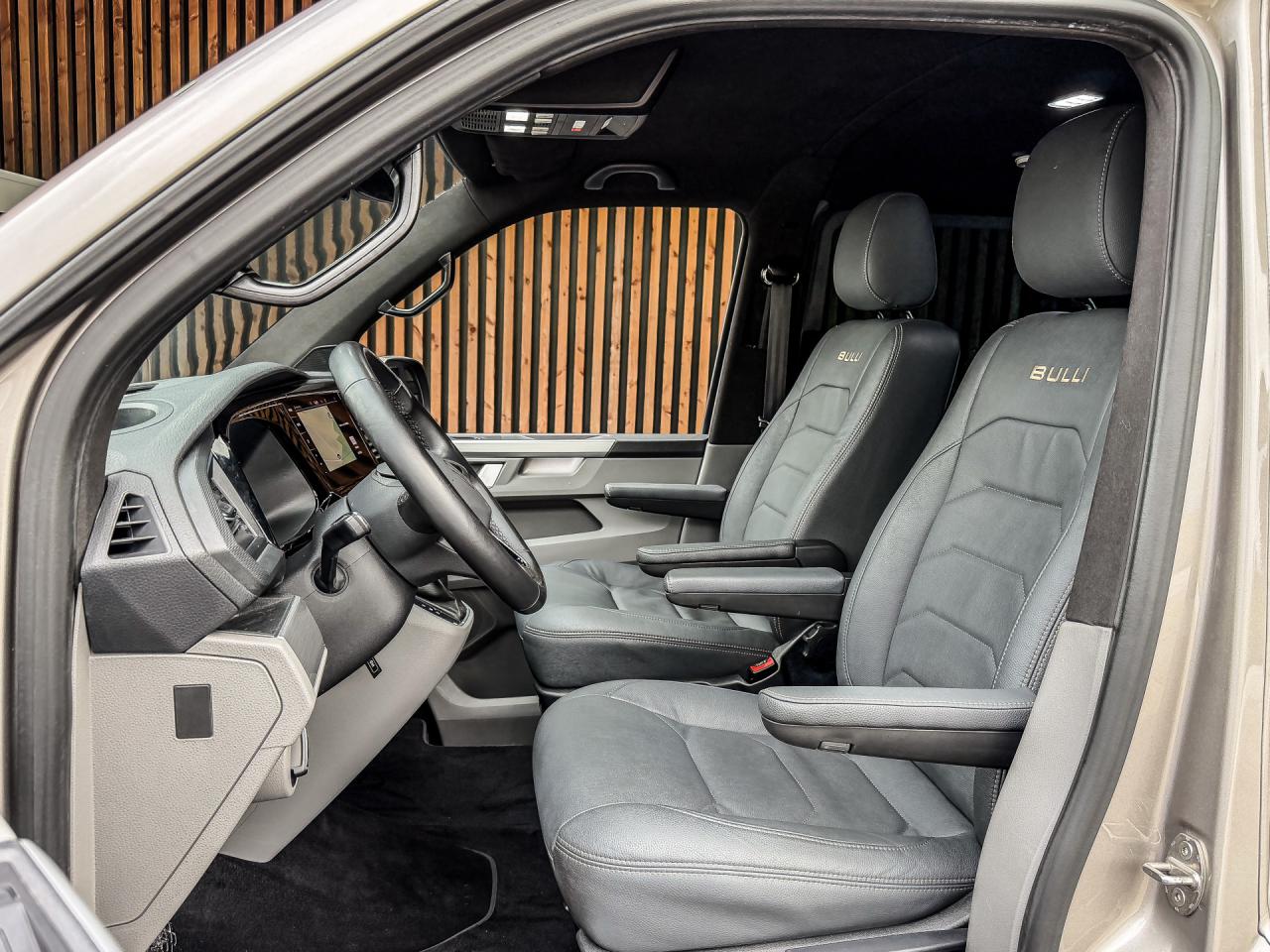 Volkswagen Transporter 2.0 TDI 204PK DSG Bulli ABT Dubbele Cabine L2H1 | Volkswagen occasion