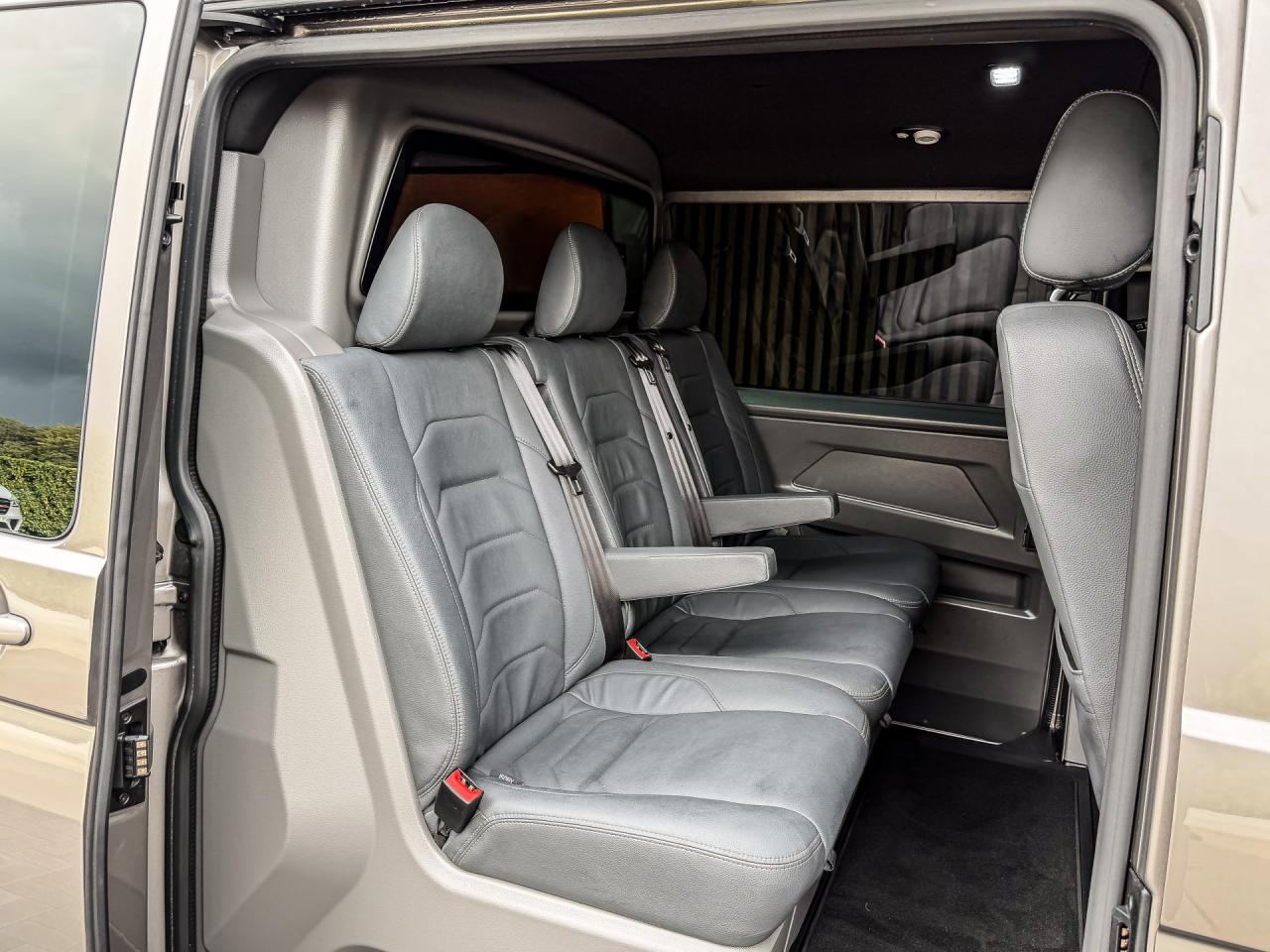 Volkswagen Transporter 2.0 TDI 204PK DSG Bulli ABT Dubbele Cabine L2H1 | Volkswagen occasion