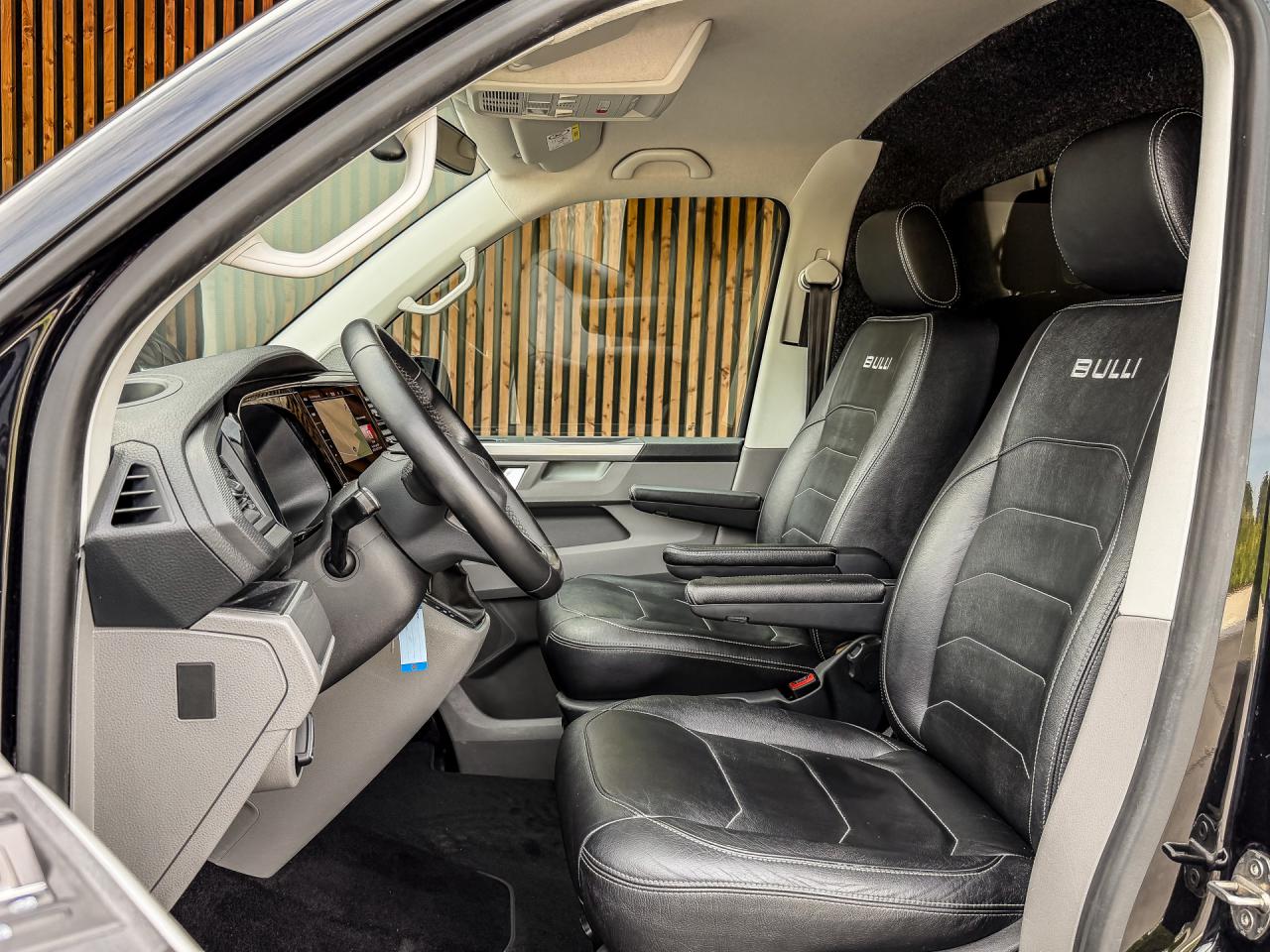 Volkswagen Transporter 2.0 TDI 204PK DSG L2H1 Bulli | Volkswagen occasion